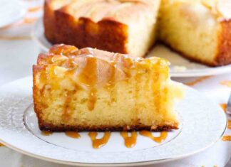 Torta di pere della nonna umida e morbida al punto giusto, provala con il caffè è deliziosa torta di pere