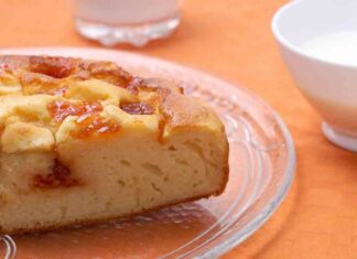 torta morbida con la confettura