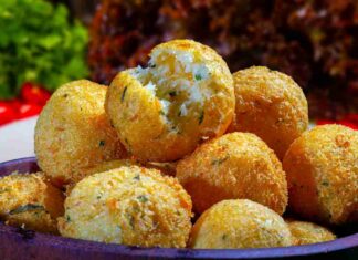 Polpette di pesce morbidissime, con questa ricetta le mangia anche mio marito Polpette di pesce - RicettaSprint