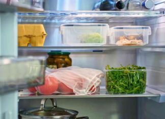 Pulire frigo con cotton fiocc- RicettaSprint