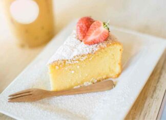 Mi basta solo un vasetto di yogurt per questa torta, faccio una torta strepitosa Torta morbida con un solo vasetto di yogurt - RicettaSprint