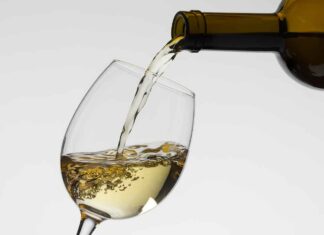 Vino bianco a che temperatura va servito - RicettaSprint
