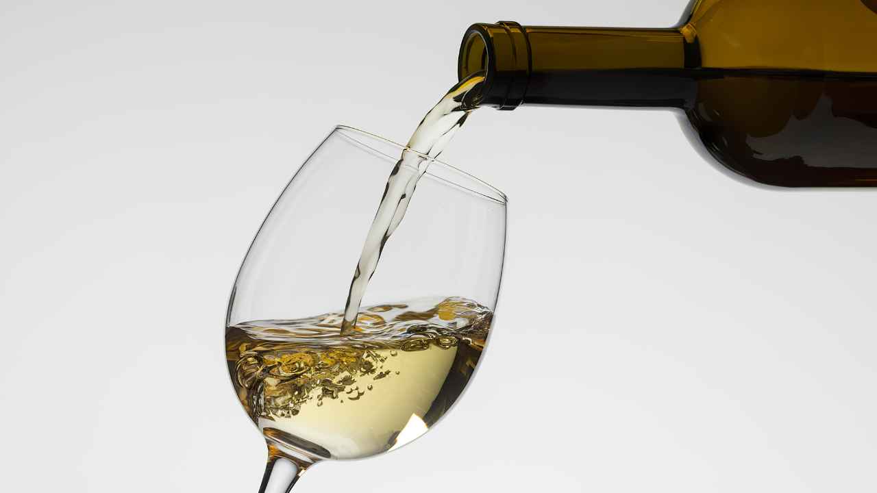 Vino bianco a che temperatura va servito - RicettaSprint