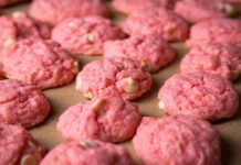 Biscotti rosa a colazione | i biscotti delle donne