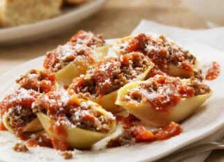 Conchiglioni ripieni al forno, il bello delle domeniche da mamma conchiglioni ripieni