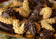 Ma quali biscotti in busta, io faccio i crumiri con il cioccolato buonissimi crumiri