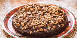 dolce al cioccolato e noci