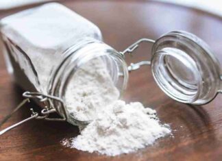 Farfalline della farina nella dispensa, come fermare l’invasione prima di buttar via tutto farfalle della farina - RicettaSprint