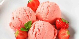 gelato alle fragole