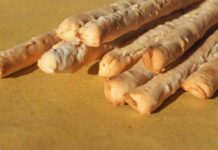 Grissini fatti in casa | non li comprerai più grissini