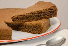 torta di nocciole