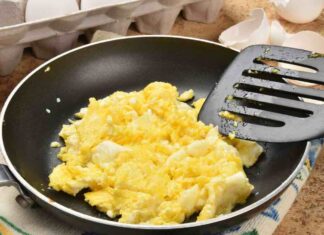 Uova strapazzate stamani | ci arrivo a cena stasera uova strapazzate