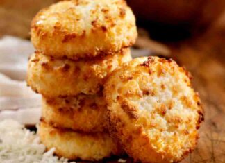 Biscotti morbidissimi al cocco - RicettaSprint