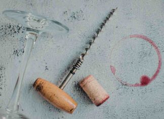 Come togliere le macchie di vino - RicettaSprint