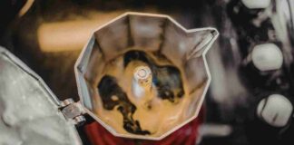 Disintossicazione da caffè, come smettere senza soffrire (troppo) Disintossicarsi dal caffè - RicettaSprint