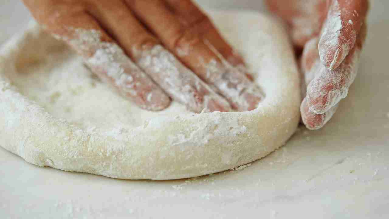 Impasto pizza con i bimby - RicettaSprint