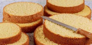 Pan di Spagna senza uova, alto e soffice: la ricetta che non ti aspetti Pan di Spagna senza uova - RicettaSprint