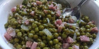 Piselli e prosciutto per cena - RicettaSprint