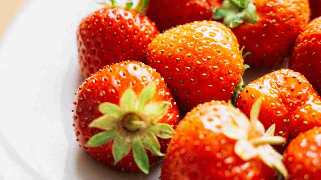 Quante fragole posso mangiare al giorni - RicettaSprint