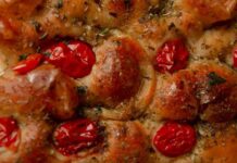 focaccia ai pomodorini