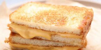 Pranzo pronto senza comprare nulla, fai il french toast con il formaggio che hai nel frigo! french toast