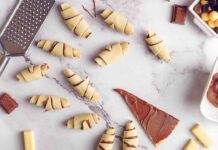 Colazione da paura, mini cornetti al cioccolato fatti in casa in 10 minuti minicroissant al cioccolato
