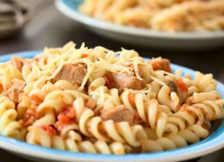 pasta tonno e pomodoro
