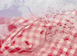 smacchiare le tovaglie