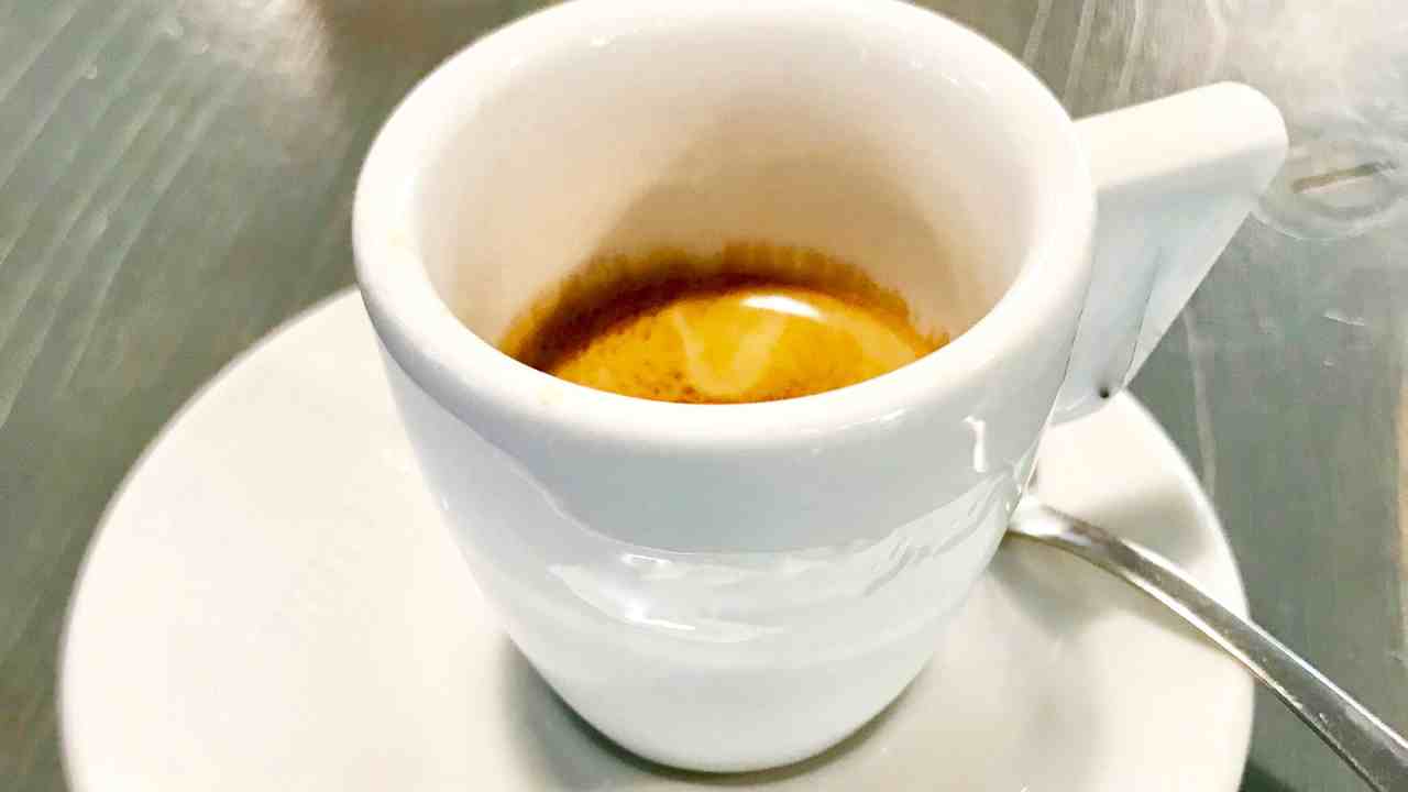 A che ora bere il caffè - RicettaSprint