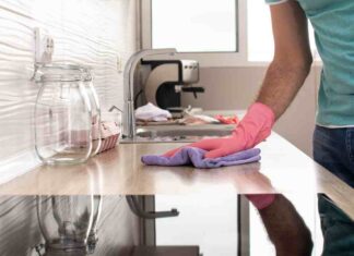 Come pulire cucina e sportelli - RicettaSprint