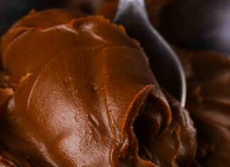 Crema pasticcera al cioccolato - RicettaSprint