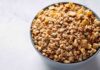 Granola integrale, la colazione croccante che non nasconde zuccheri (e si personalizza in cinque minuti)