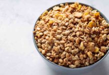 Granola integrale, la colazione croccante che non nasconde zuccheri (e si personalizza in cinque minuti)