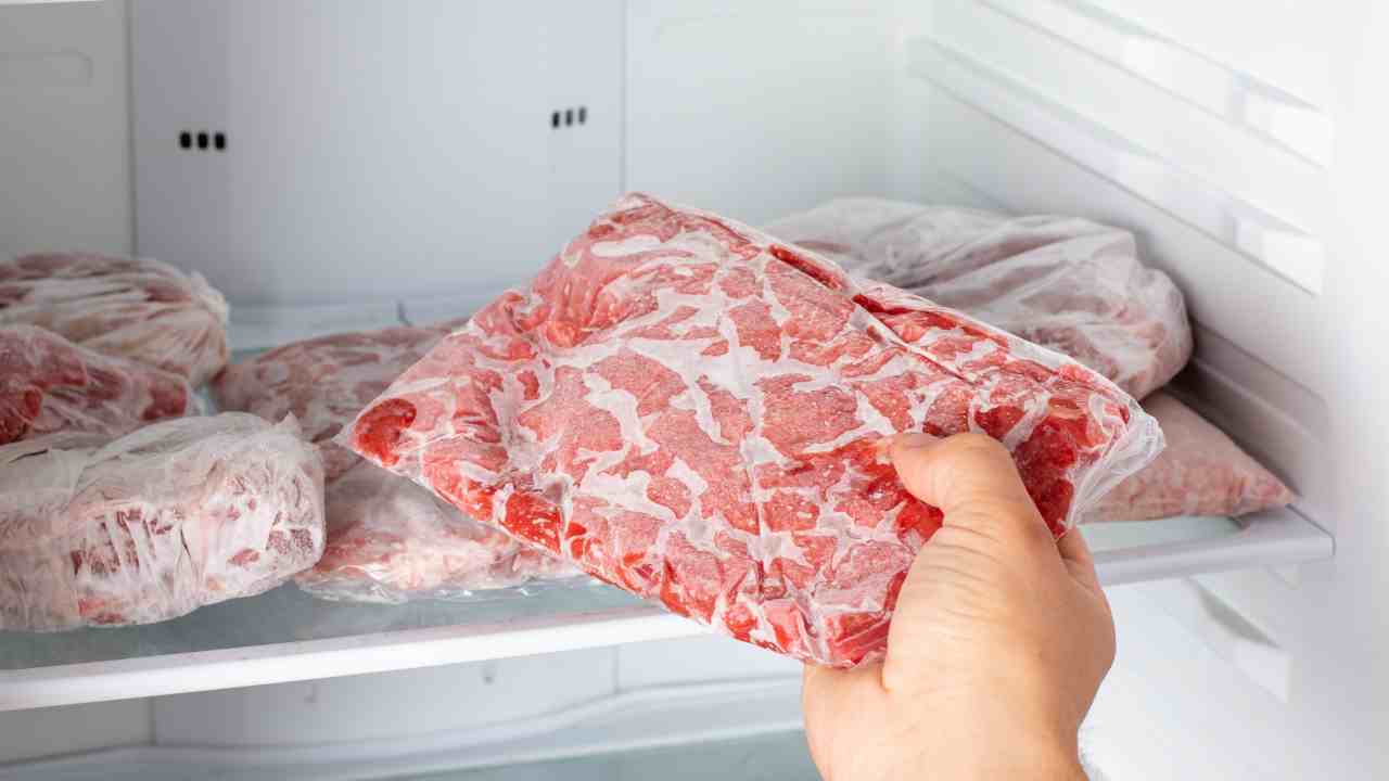 Muffa nel freezer - RicettaSprint
