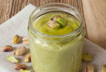 Nutella al pistacchio fatta in casa - RicettaSprint