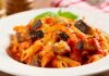 Pasta con le melanzane alla siciliana - RicettaSprint