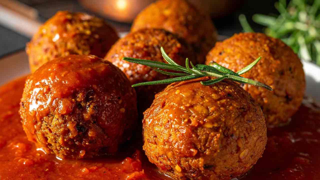 Polpette con la salsa della nonna - RicettaSprint