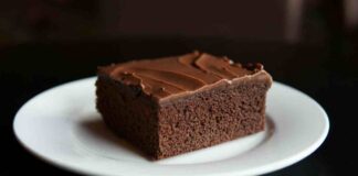 Torta al cioccolato senza uova e zucchero - RicettaSprint