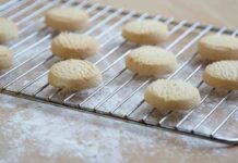 Come mangiare biscotti senza rimorsi, io li faccio all’olio e sono buonissimi biscotti all'olio