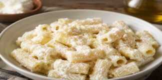 Pasta e ricotta: altro che pasta dei cornuti, questa è cremosa da paura pasta con la ricotta