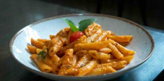 Da quando ho adottato la ricetta della pasta svuota frigo, ogni giorno ho un pranzo differente pasta svuota frigo