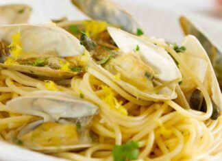 Niente di più buono: oggi ho fatto gli spaghetti alle vongole e limone, si sono leccati anche il piatto spaghetti vongole e limone