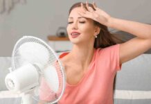 Bottiglia di ghiaccio davanti al ventilatore, il trucco che promette aria fresca… ma funziona davvero? Casa fresca ventilatore - RicettaSprint