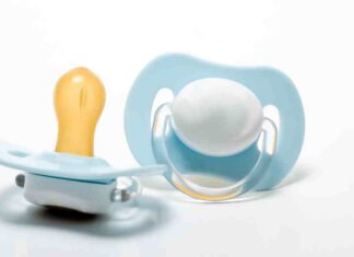 Come disinfettare ciuccio bambino - RicettaSprint