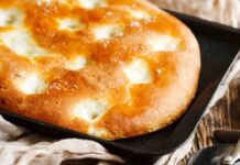 Focaccia senza farina, addio impasto piatto: il trucco per farla gonfiare come quella del forno
