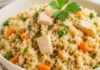 Insalata dietetica dell’estate: il piatto unico che sazia per ore Insalata di pollo e quinoa - RicettaSprint
