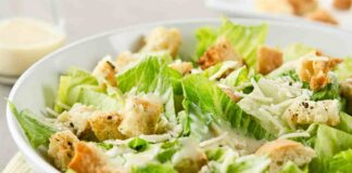 Insalata dietetica dell’estate, il piatto unico che sazia senza appesantire Insalata dietetica - RicettaSprint