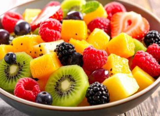 Frutta durante l’estate: questi tre non possono mai mancare in tavola Mangiare frutta in estate - RicettaSprint