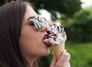 Gelato non è un sostituto del pranzo: ecco cosa succede al tuo corpo ogni volta che salti il pasto Mangiare gelato come sostituto del pranzi - RicettaSprint