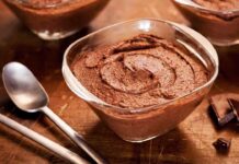 Al cioccolato e senza panna, la mousse provala così Mousse al cioccolato senza panna - RicettaSprint